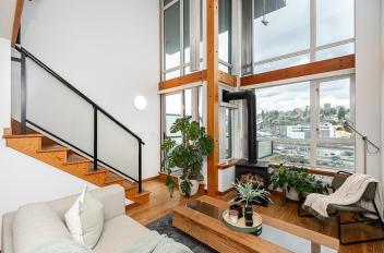 425 10 Renaissance Square New Westminster For Sale, R3098588 ...