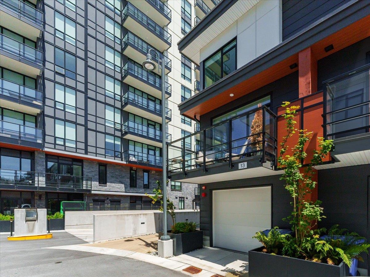 13 2728 Acadia Road Vancouver For Sale, R3101917 - StrawHomes.com