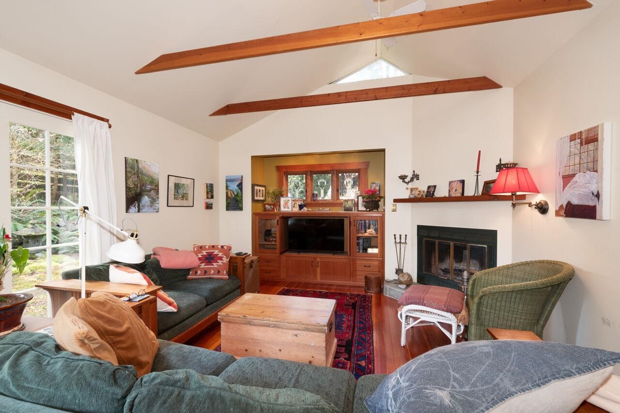 1248 Miller Road Bowen Island For Sale, R3107946 - StrawHomes.com