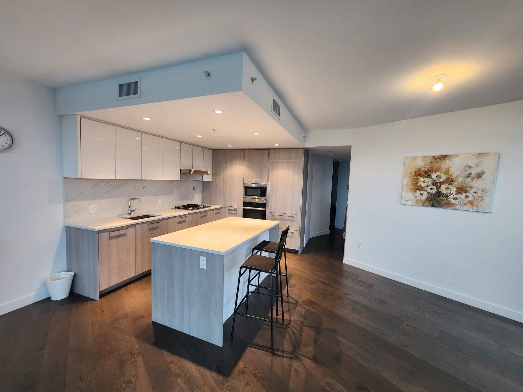 1605 8199 Capstan Way Richmond For Sale, R3074078 - StrawHomes.com