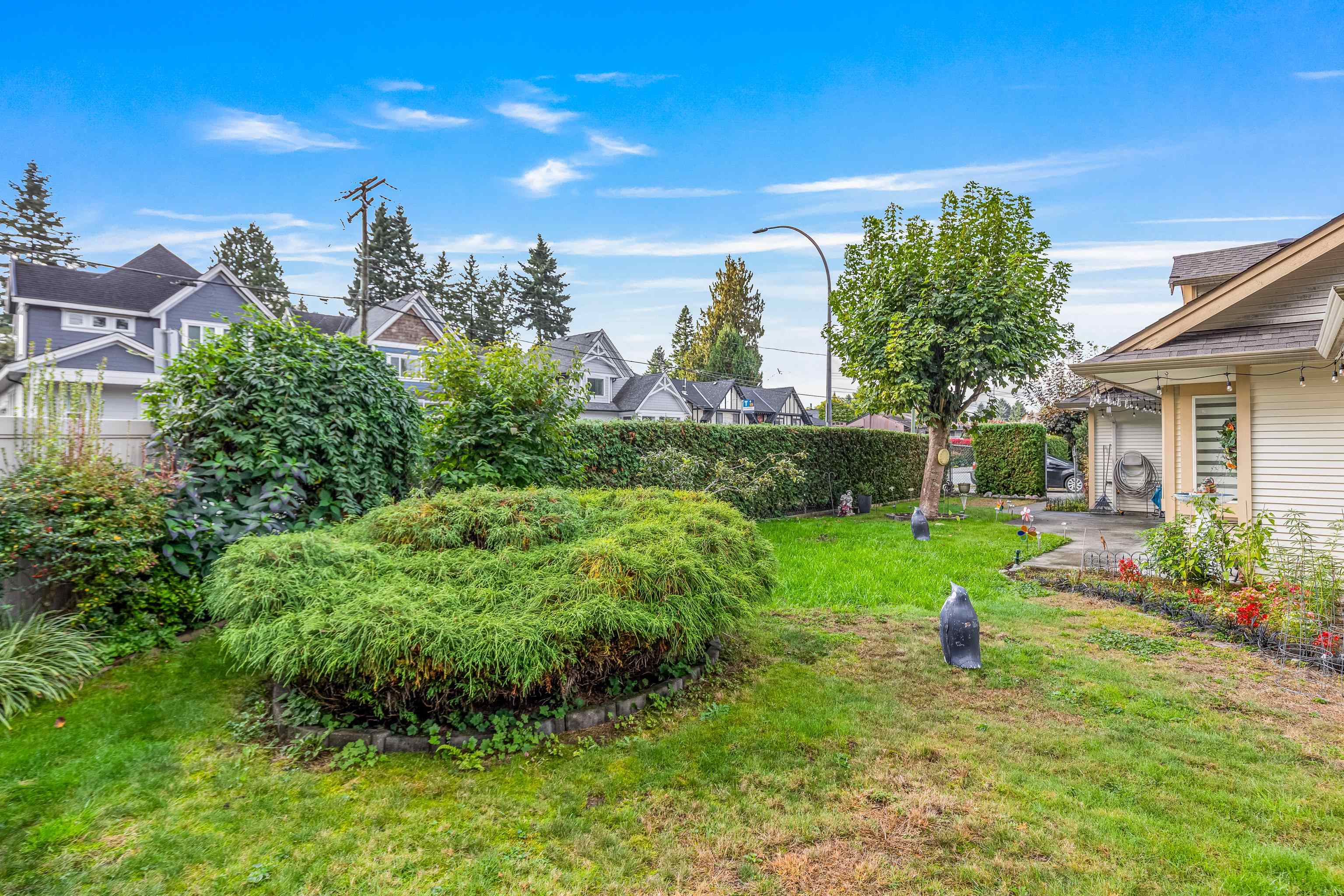 19573 116b Avenue Pitt Meadows For Sale, R3076475 - StrawHomes.com